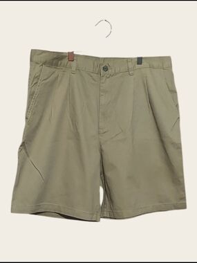 NWT Haggar Men's EZ'S Khaki PLEATED Shorts Sz 38